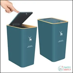 XPIY Trash Can with Lid,