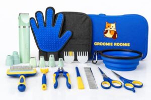 Deluxe 16 Piece Pet Grooming Kit B0FZW9DKK3